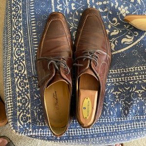 Men’s Nordstrom brown dress shoes. Worn. Size 8.